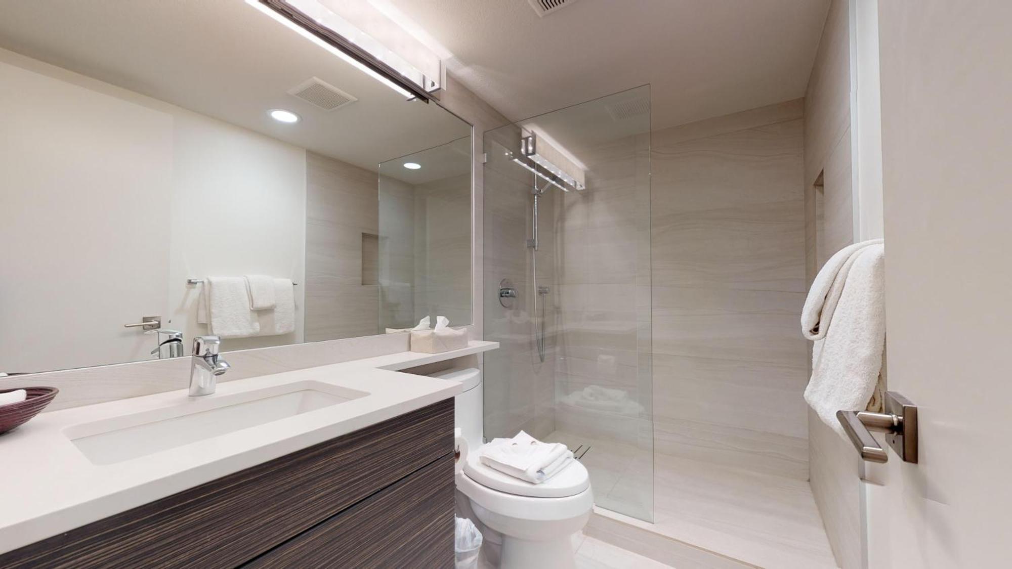 Bear Lodge, Whistler Village - Spectacular Location On Village Stroll, Designer Remodel Esterno foto